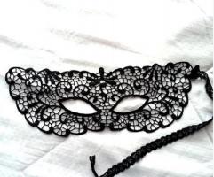 Queen of exquisite black elegant gothique venetian mascarade mask