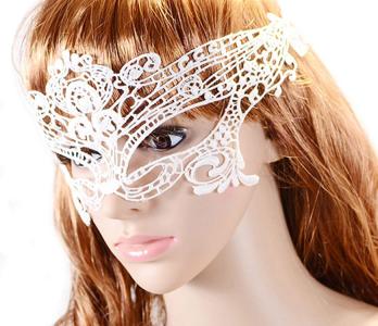 Venetian Gothic white lace Mask